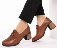 Pantofi din piele naturala 594 Maro imagine