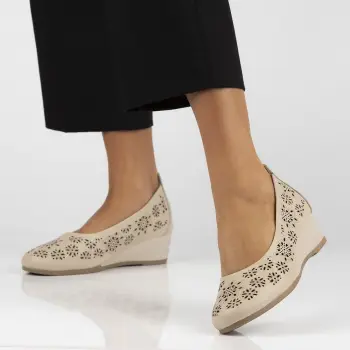 Pantofi piele naturala 6864 bej imagine