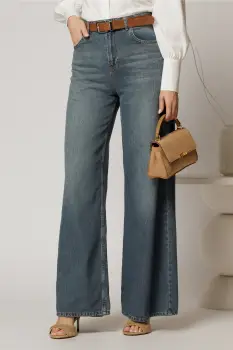 Blugi dama albastru denim cu croi larg si curea in talie imagine