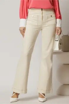 Blugi dama ivoar evazati cu buzunare patrate si fermoar metalic imagine