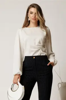 Bluza alba din crep cu fronseu in talie imagine