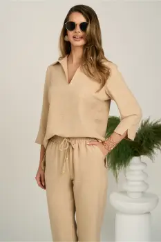 Bluza bej vaporoasa din viscoza cu croi lejer si guler ascutit- LaDonna imagine