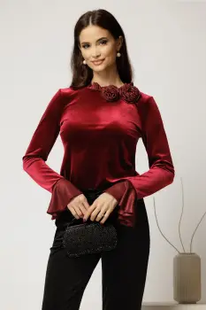 Bluza bordo din catifea cu detaliu floral si guler incretit imagine