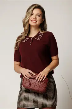 Bluza bordo din tricot cu maneci scurte si strasuri pe guler imagine