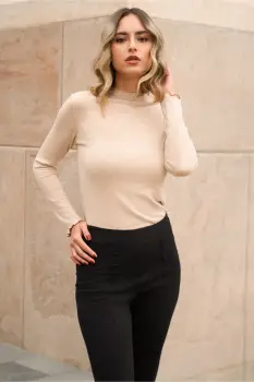 Bluza casual din viscoza bej cu guler incretit imagine