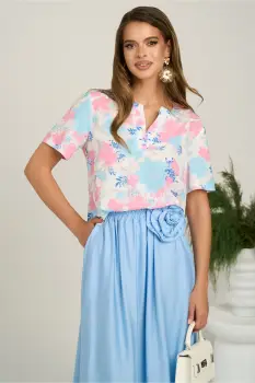 Bluza din viscoza cu flori roz si bleu lejera imagine