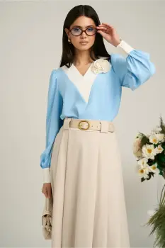 Bluza Dy Fashion bleu cu decolteu in V si detaliu la bust imagine