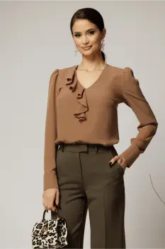 Bluza DY Fashion maro camel din voal plin cu decolteu in V si volanas imagine