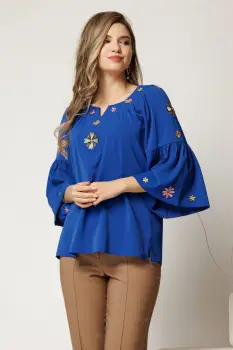Bluza eleganta din viscoza albastra cu broderie traditionala imagine