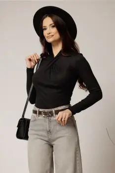 Bluza neagra mulata din tencel cu desing impletit la bust imagine