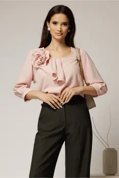 Bluza roz din triplu voal cu floare si volanas la bust imagine