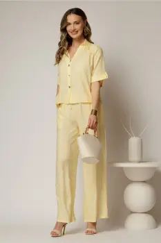 Compleu galben de vara din camasa si pantaloni din viscoza creponata imagine