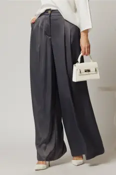 Pantaloni dama gri din satin cu croi larg imagine