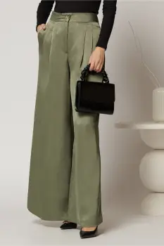 Pantaloni dama kaki din satin cu croi larg imagine