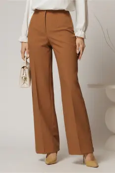 Pantaloni dama lungi maro croi usor evazat imagine