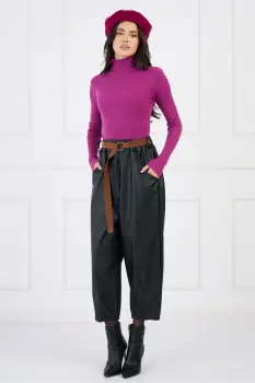 Pantaloni din piele ecologica negri cu buzunare si curea in talie imagine