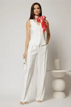 Pantaloni DY Fashion albi cu pliu din talie si banda cu nasture imbracat imagine