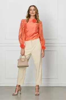 Pantaloni Karola bej cu buzunare imagine