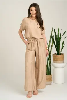 Pantaloni maro din viscoza cu croi lejer si elastic in talie. imagine