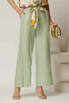 Pantaloni verde fistic din viscoza cu croi lejer si cordon cu print imagine