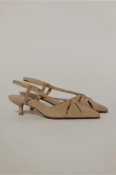 Pantofi bej din piele intoarsa ecologica cu barete imagine