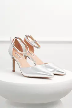 Pantofi eleganti argintii din piele ecologica cu bareta imagine