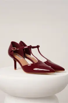 Pantofi eleganti din piele ecologica lacuita bordo cu bareta imagine