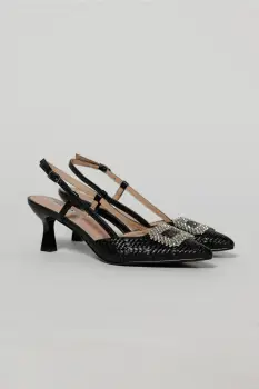 Pantofi negri cu finisaj impletit si accesoriu cu pietre stralucitoare imagine