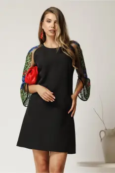 Rochie Andrea scurta neagra din stofa cu croi cambrat si maneci din dantela imagine