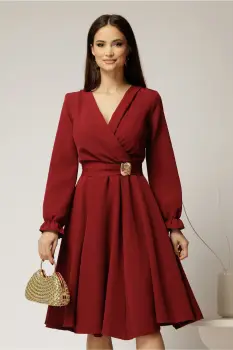 Rochie DY Fashion bordo cu decolteu petrecut si catarama aurie imagine