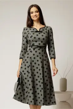 Rochie DY Fashion kaki cu buline cu decupaj si funda la decolteu imagine