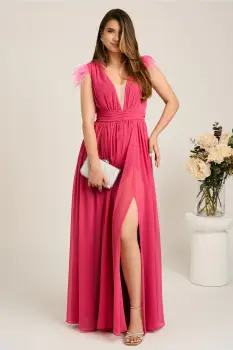 Rochie DY Fashion lunga fucsia din tull in clos cu pene la umeri imagine