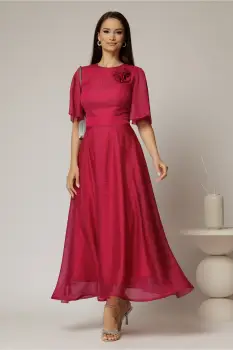 Rochie DY Fashion lunga magenta din voal cu fir lurex in clos cu accesoriu la bust imagine