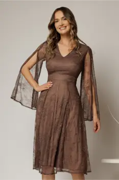 Rochie DY Fashion maro din dantela cu maneci lungi crapate si decolteu in V imagine