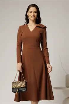 Rochie DY Fashion maro midi cu funda pe umar imagine