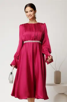 Rochie DY Fashion midi fucsia din voal satinat in clos cu perle in talie imagine
