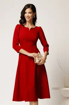 Rochie DY Fashion midi rosie in clos cu perle la decolteu imagine