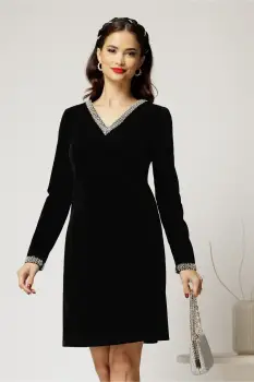 Rochie DY Fashion neagra din catifea fixa cu perle la decolteu si maneci imagine
