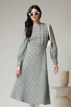 Rochie DY Fashion office din stofa alba cu imprimeu pepit si pliuri pe bust imagine