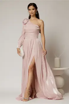 Rochie DY Fashion roz pe un umar cu detaliu floral amplu din voal peliculizat imagine