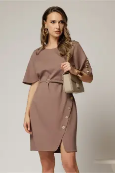 Rochie DY Fashion scurta maro cu nasturi pe maneci si fusta imagine