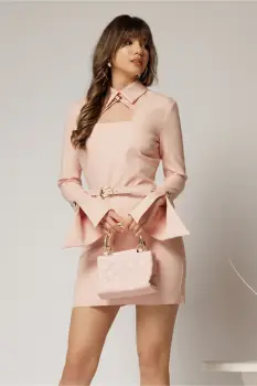 Rochie DY Fashion scurta roz cu guler tip camasa si accesoriu imagine