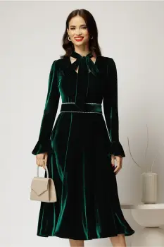 Rochie DY Fashion verde din catifea cu perlute la decolteu si cordon detasabil imagine