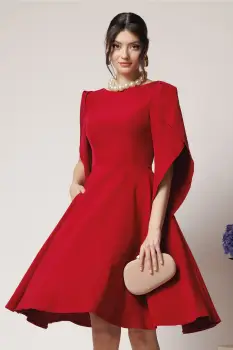 Rochie eleganta din stofa rosu zmeura cu maneci evazate petrecute imagine