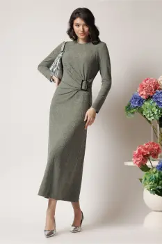 Rochie lunga casual din jerse kaki cu model si catarama in talie imagine