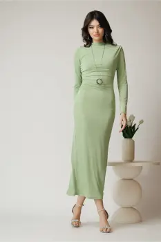 Rochie lunga eleganta din lycra verde pastel cu fronseuri imagine