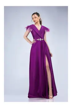 Rochie lunga magenta din tafta cu pene la umeri si strasuri pe talie imagine