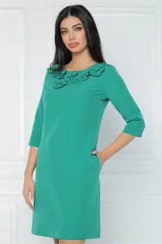 Rochie MBG office din stofa verde accesorizata cu floricele la bust imagine