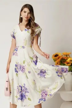 Rochie midi alba din viscoza cu flori mov in clos cu maneci scurte imagine