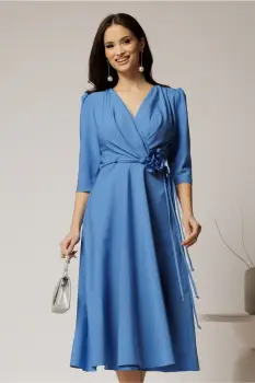 Rochie midi albastra din stofa in clos cu floare in talie imagine